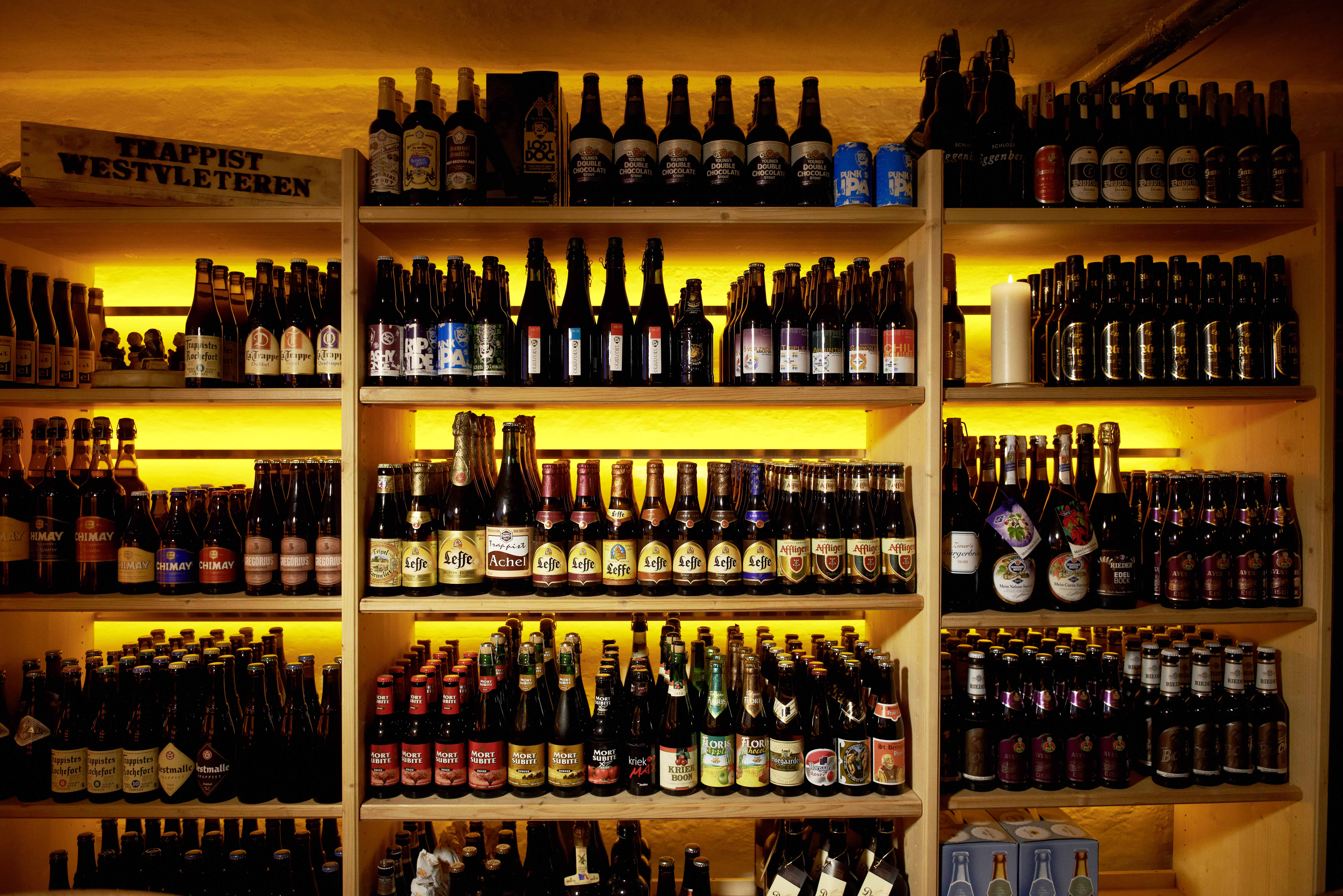 Zusers einzigartiger Bierkeller mit mehr als 400 Bieren zur Auswahl