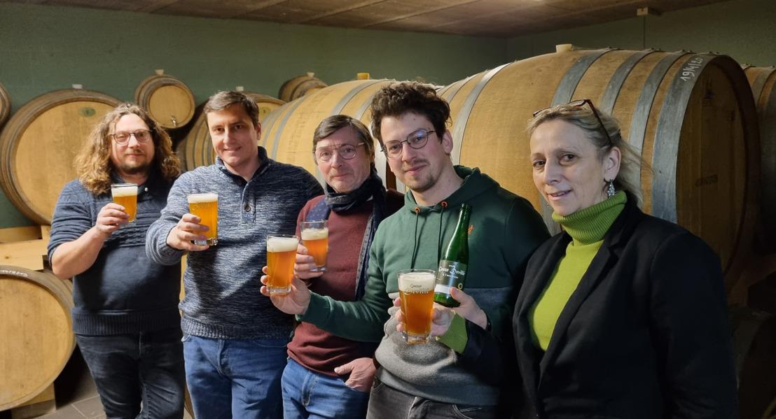 von links nach rechts: Akke Devillé, Gert Christiaens, Bart Devillé, Kloris Devillé & Ann Heremans